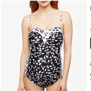 A Pea in the Pod Black and White Leaf-Print One-Piece Maternity Swimsuit